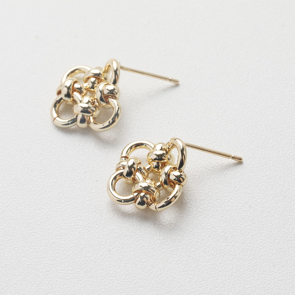 4PCS Dainty Flower Ear Studs E - Supply Florist recension och pris