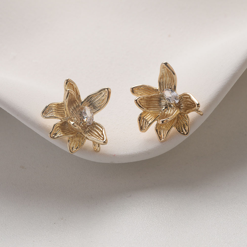 4PCS Dainty Flower Ear Studs E - Flower Supply recension och pris
